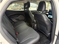 Ovalı İkinci El Araç Görseli