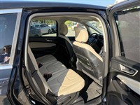 Ovalı İkinci El Araç Görseli