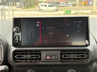 Ovalı İkinci El Araç Görseli