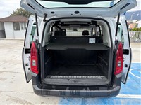 Ovalı İkinci El Araç Görseli